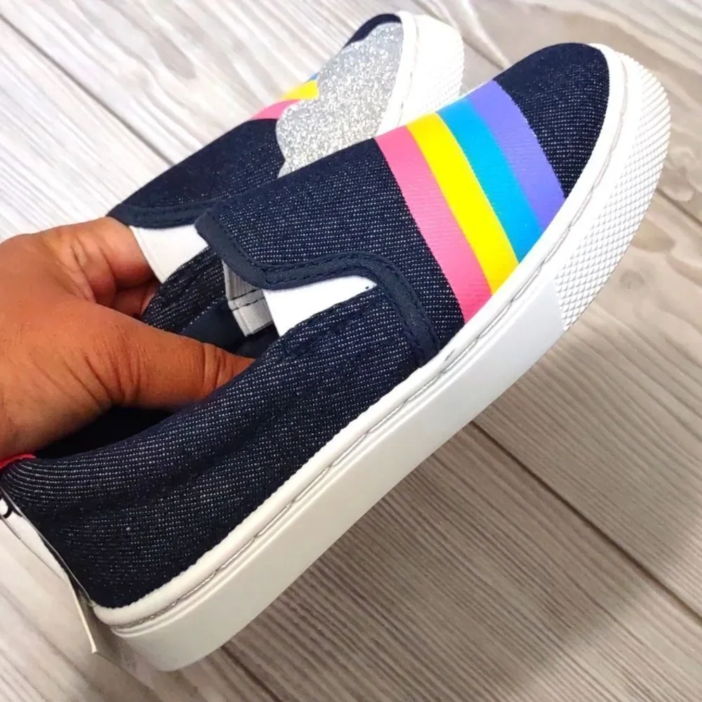 (19-3960)  K KomForme Toddler Slip on Canvas Sneakers Sz 1